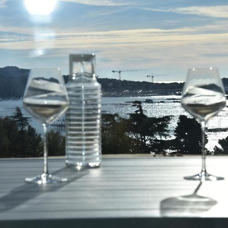 Studio Avec Vue Mer Et Terrasse La Seyne-sur-Mer Exterior foto
